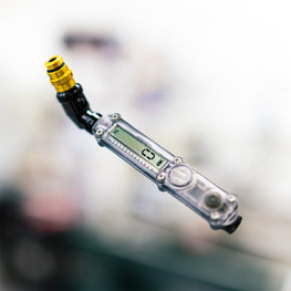 LEZYNE Аксесуари - DIGITAL CHECK DRIVE - чорний